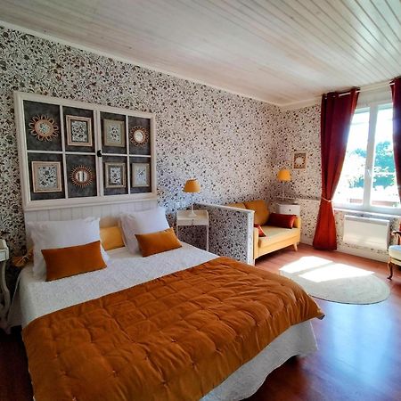 Le Clos Lauradière Cormeilles  Exterior foto