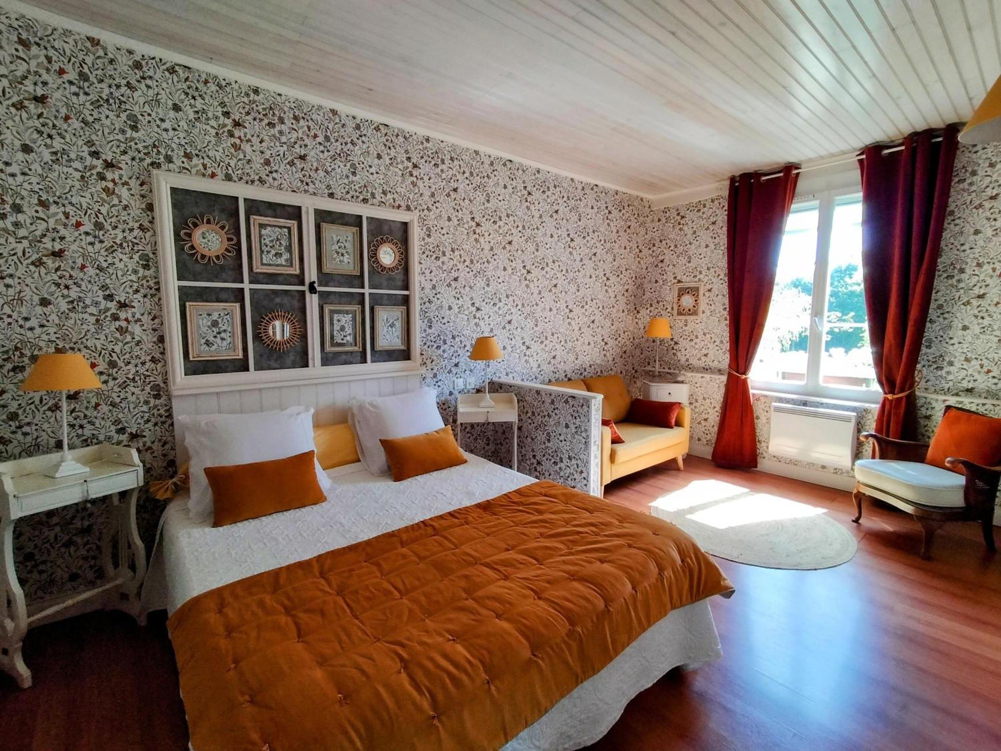 Le Clos Lauradière Cormeilles  Exterior foto